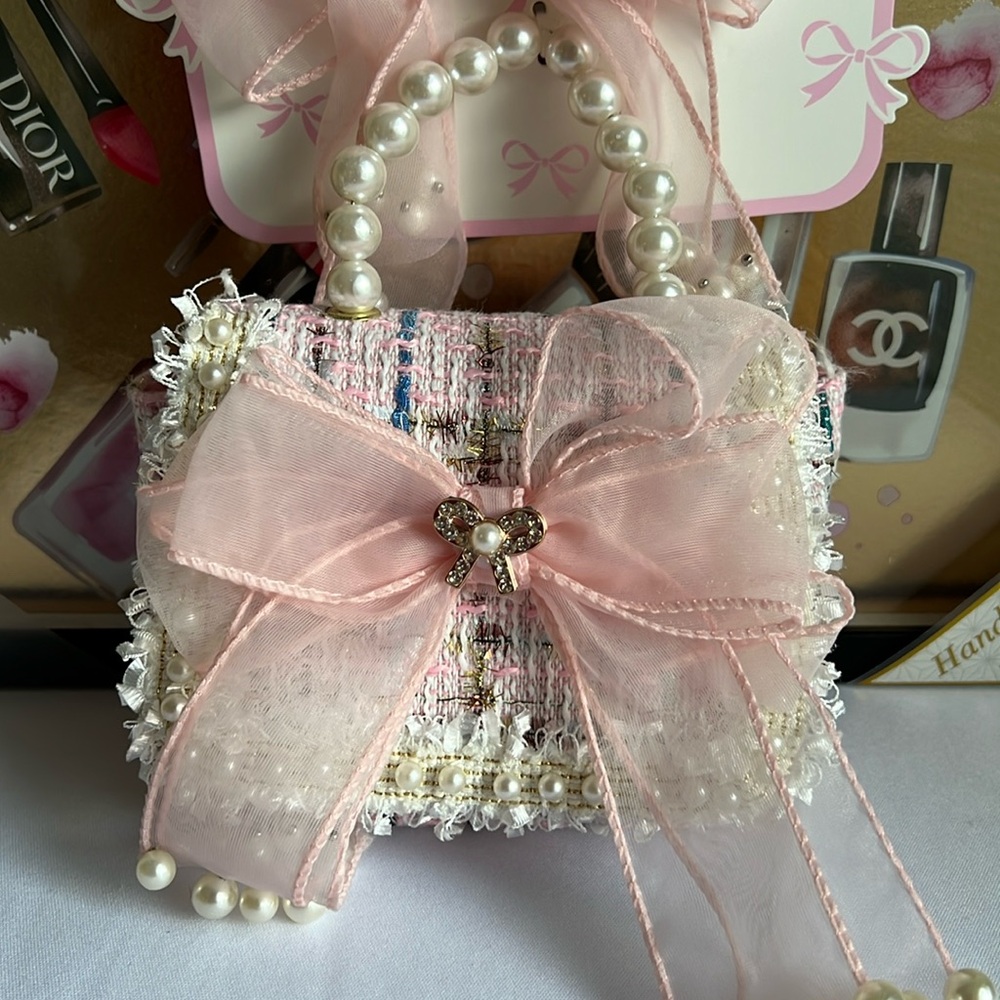 Kids Bag and Bow set - Picture 11 of 16